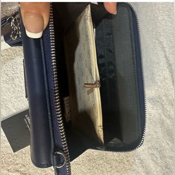 London Fog Navy Daisy large size Embossed Wallet NWT - Picture 9 of 13